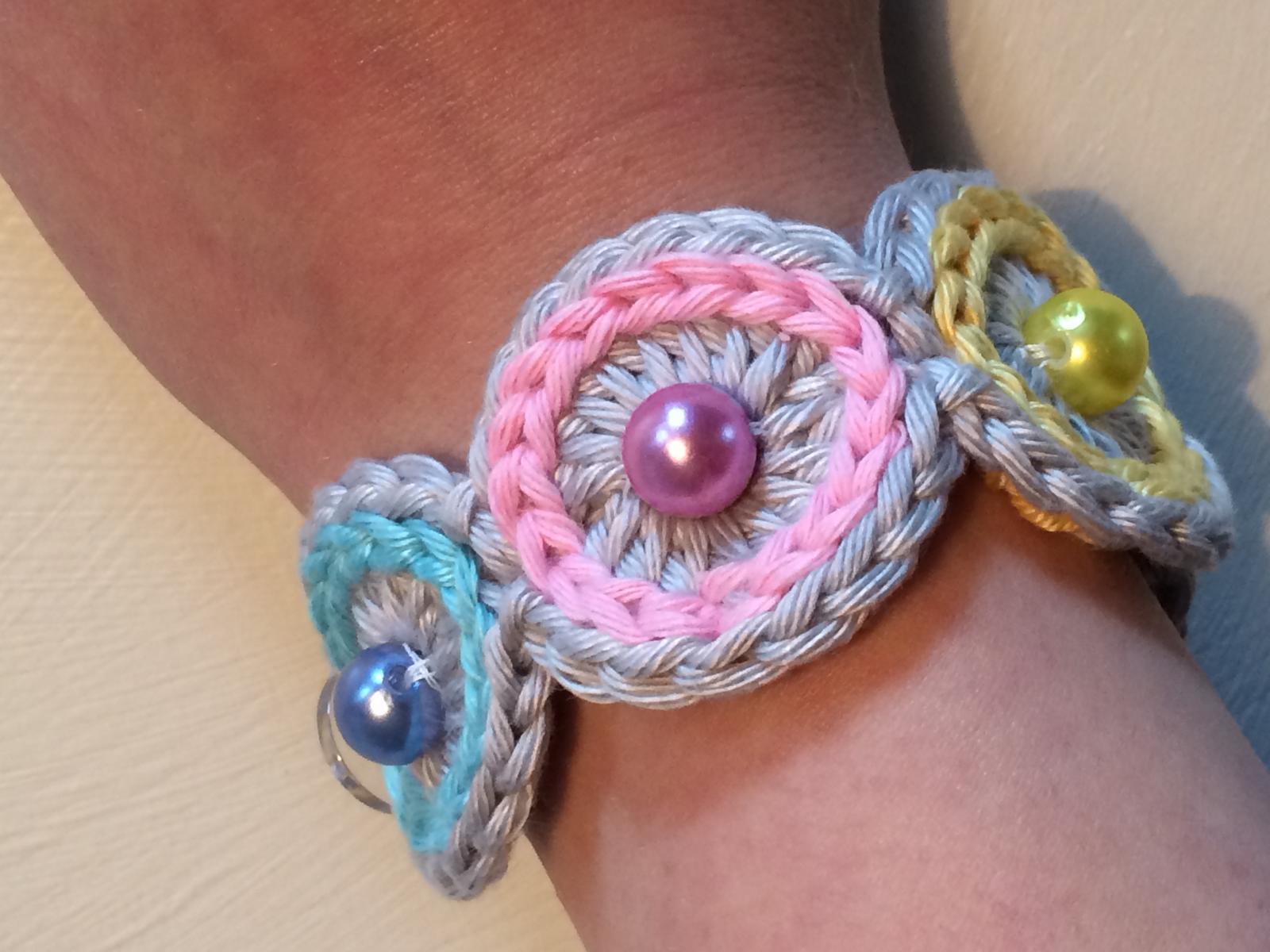 Gehäkeltes Armband - einfach und schnell