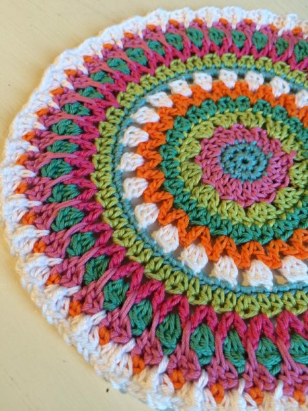 Crochet Mandala (3)
