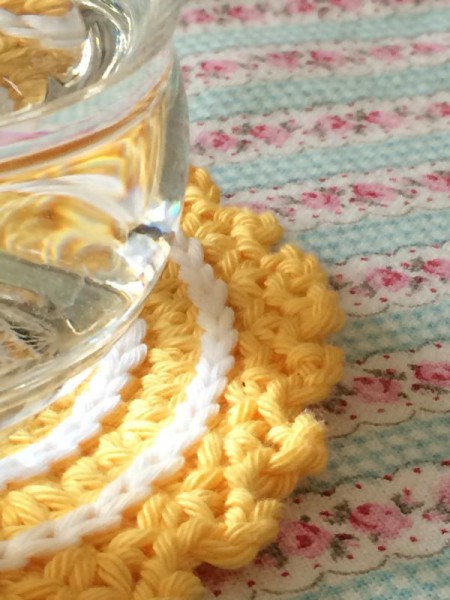 Crochet coaster (2)