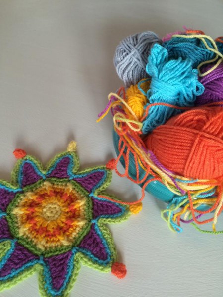 Crochet coaster (1)