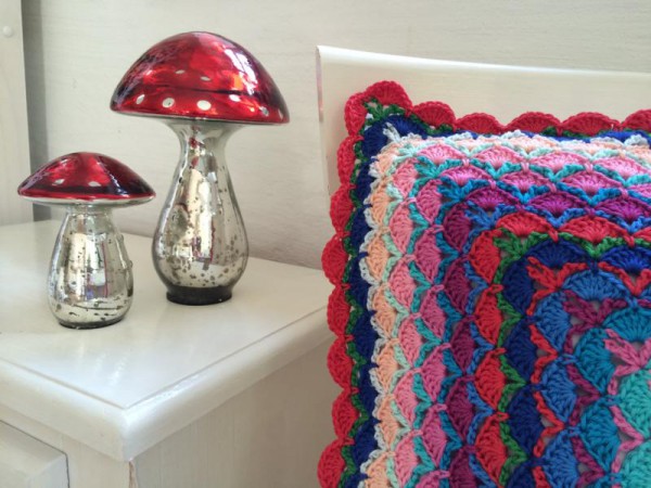 crochet pillow (5)