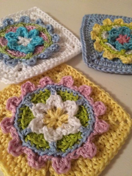 crochet granny square (3)